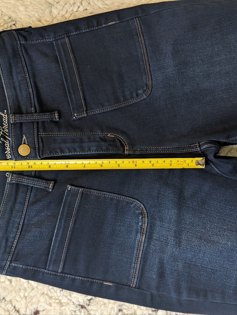 Universal Thread Flare Jeans - Picture 4 of 5